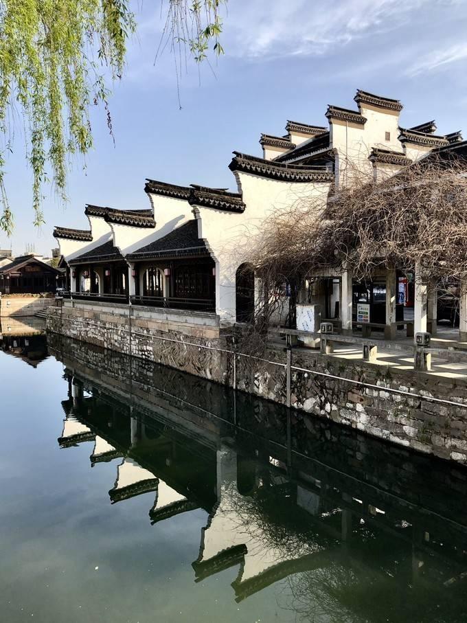 记者:森林致信霍华德-韦伯,询问托尼任意球前移动皮球事宜